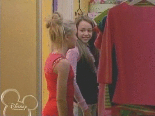 emilyand_miley.gif